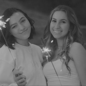 Meet your Posher, Elizabeth